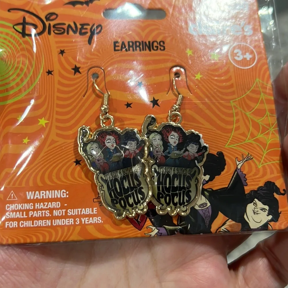 Disney Claire’s NWT Hocus Pocus Halloween Earrings